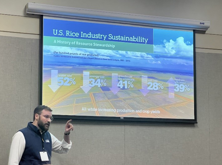 美国稻米协会亮相阿肯色校园营养年会